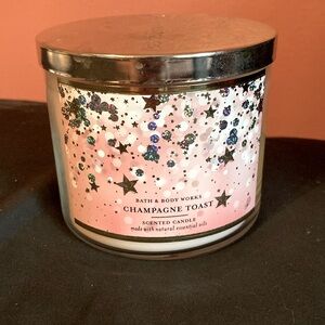 Bath and body works candle